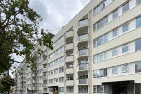 3 bedroom apartment for sale, London W2