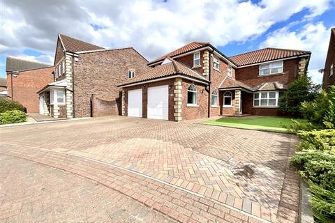 4 bedroom detached house for sale, Rowernfields, Dinnington, Sheffield, S25 2RR