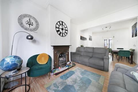 3 bedroom terraced house for sale, London E10