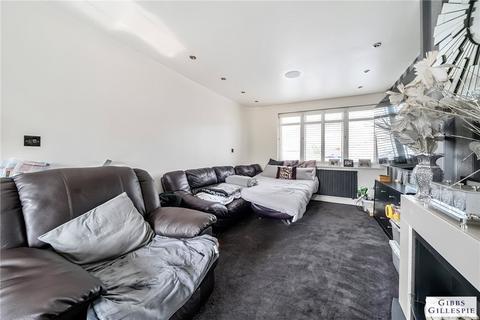 30 Holyrood Avenue, Harrow, HA2 8TP