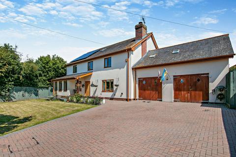 Hazelbank Station Road, Yeoford, Crediton, EX17 5HU