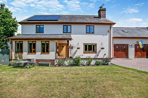 Hazelbank Station Road, Yeoford, Crediton, EX17 5HU