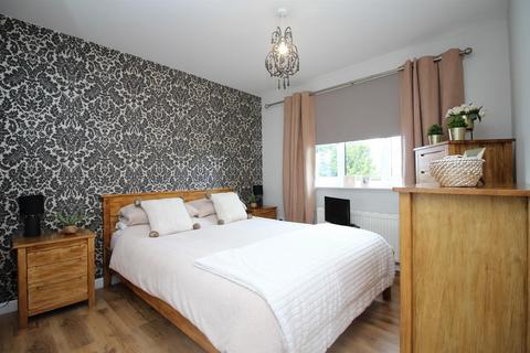 5 Barton Court, Fauldhouse, Bathgate, EH47 9LT