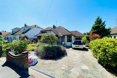 4 bedroom detached bungalow for sale, Thorpe Hall Avenue, Southend-On-Sea SS1