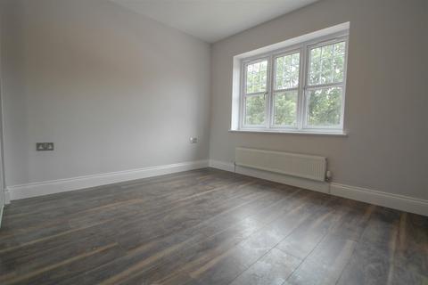 undefined, Nym Close, Camberley GU15