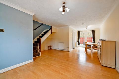 3 bedroom semi-detached house to rent, Selwyn Close, Windsor, Berkshire, SL4