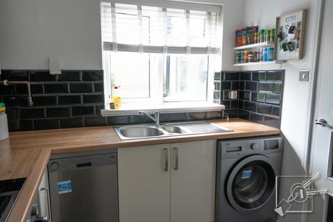 47 Apsledene, Gravesend, DA12 5EE