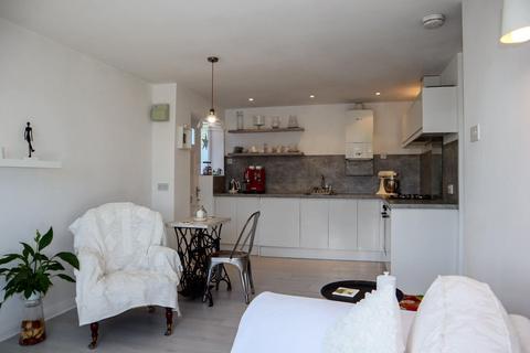 2 bedroom apartment for sale, Uppingham Road, Preston LE15