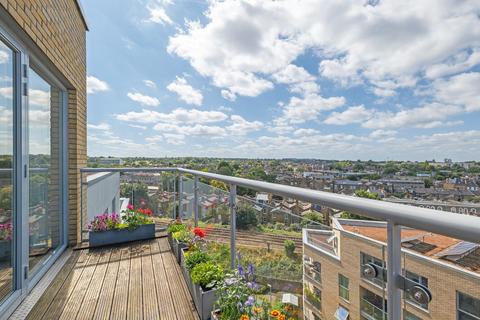 2 bedroom flat for sale, Loughborough Park, SW9