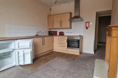 1 bedroom flat to rent, Queens Promenade, Blackpool FY2