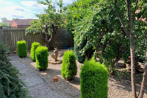 3 bedroom end of terrace house for sale, Ings Lane, Kirkbymoorside