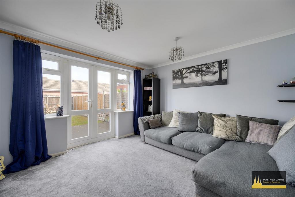 Lounge Dining Room
