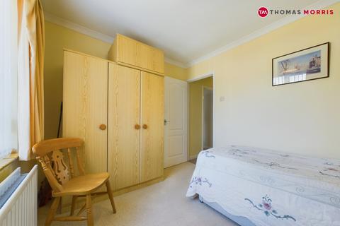 1 Cherry Grove, Gamlingay, Sandy, SG19 3LT