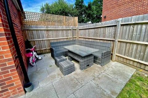 4 bedroom detached house for sale, Down Meadow, Warwickshire CV12