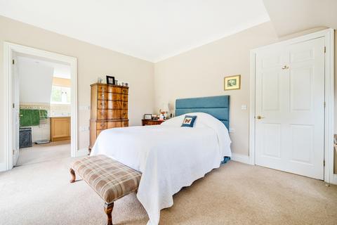 2 bedroom retirement property for sale, Remenham Row, Henley-on-Thames RG9