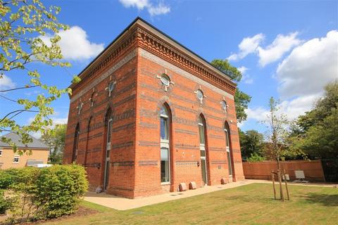 2 bedroom house to rent, Bath Road, Berkshire RG1