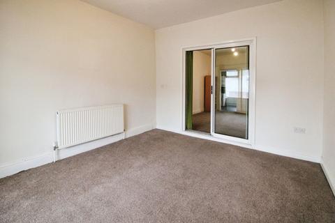 3 bedroom terraced house to rent, Front Street, West Yorkshire WF10