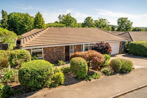 3 bedroom bungalow for sale, Oaklea, Hertfordshire AL6