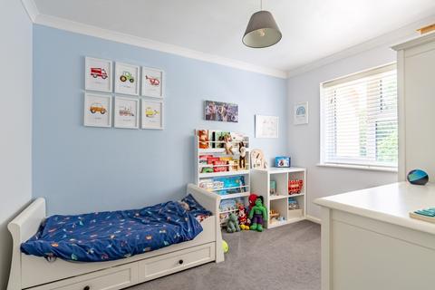 2 Alsop Close, London Colney, St Albans, AL2 1BW