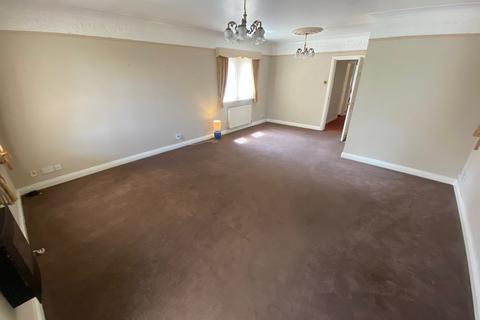 3 bedroom bungalow for sale, Badgers Holt, Doncaster DN3