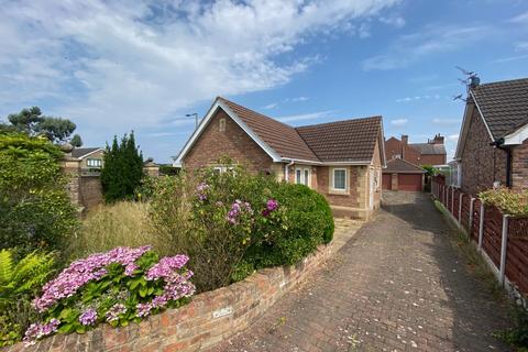 3 bedroom bungalow for sale, Badgers Holt, Doncaster DN3