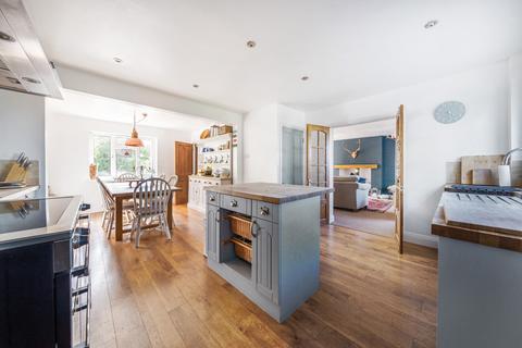 6 Bartlow Road, Castle Camps, Cambridge, CB21 4SY