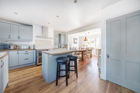 6 Bartlow Road, Castle Camps, Cambridge, CB21 4SY