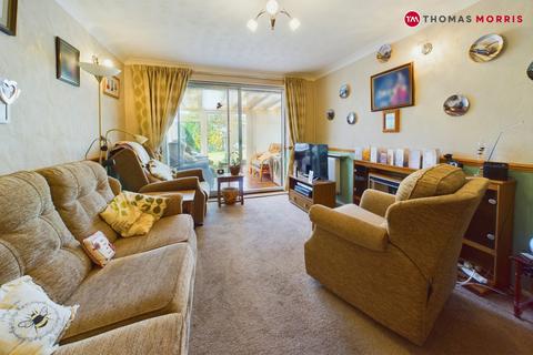 3 bedroom bungalow for sale, Gordon Road, St. Neots PE19