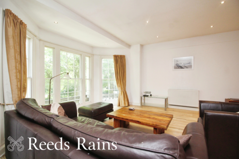Flat 3, 40 Falkner Square, Liverpool, L8 7PA