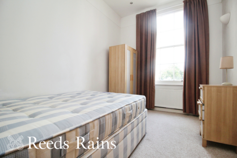 Flat 3, 40 Falkner Square, Liverpool, L8 7PA