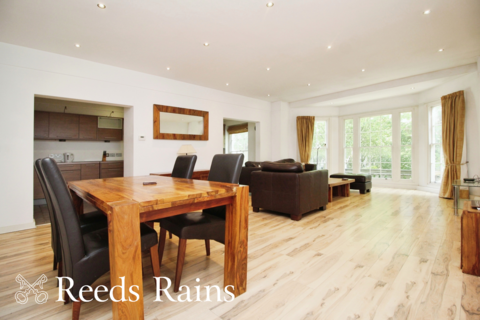 Flat 3, 40 Falkner Square, Liverpool, L8 7PA