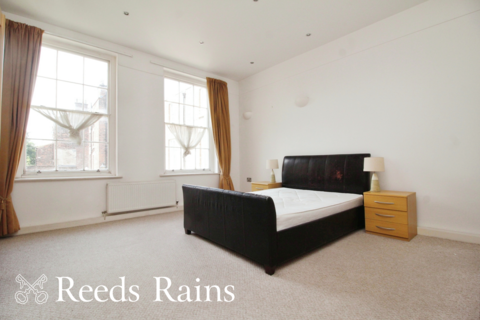Flat 3, 40 Falkner Square, Liverpool, L8 7PA
