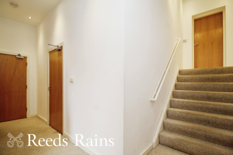Flat 3, 40 Falkner Square, Liverpool, L8 7PA