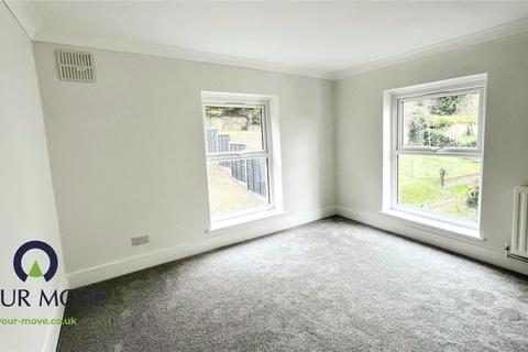 4 bedroom house to rent, Cobham Terrace, Greenhithe DA9