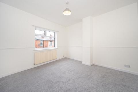 2 bedroom end of terrace house to rent, Allanson Street, Merseyside WA9