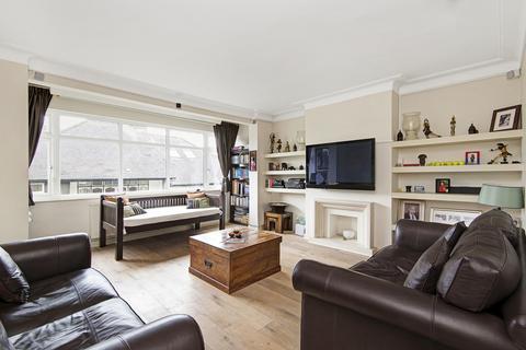 3 bedroom maisonette to rent, Glendale Drive, SW19