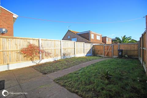 2 bedroom terraced house to rent, Copperhurst Walk, Palm Bay, Margate