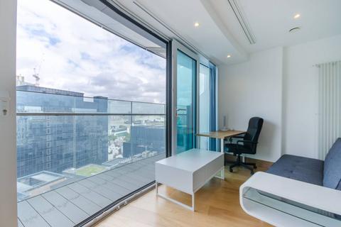 Studio to rent, Arena Tower, Canary Wharf, London, E14