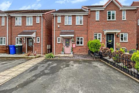 2 bedroom semi-detached house for sale, West Street, Stoke-on-Trent ST3