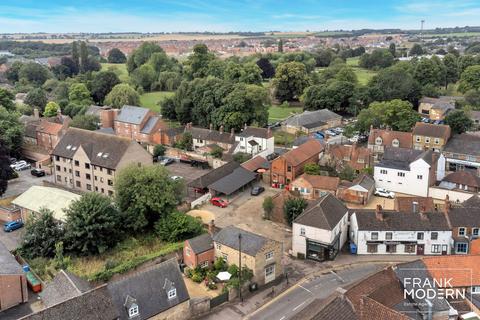 3 bedroom cottage for sale, Abbey Road, Bourne, PE10