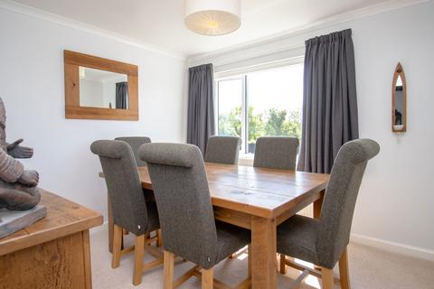 22 Corfe Close, Alresford, SO24 9PH