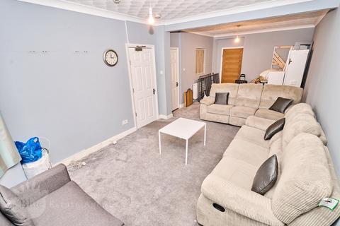 4 bedroom terraced house for sale, Manor Avenue, Hounslow, TW4