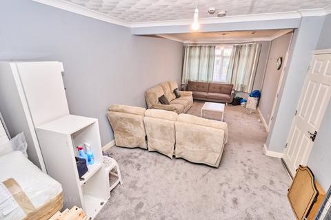 36 Manor Avenue, Hounslow, TW4 7JL