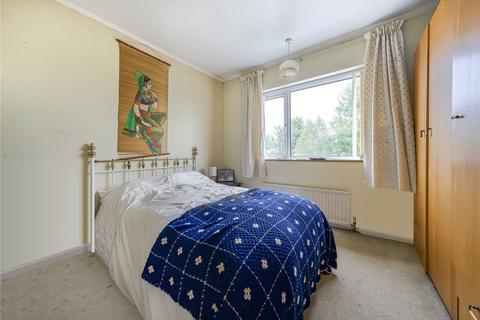 49 Windsor Avenue, New Malden, KT3 5HE