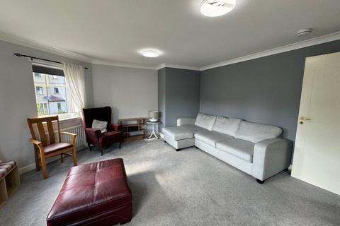 3 bedroom flat to rent, Bellerophon Drive, Midlothian EH26