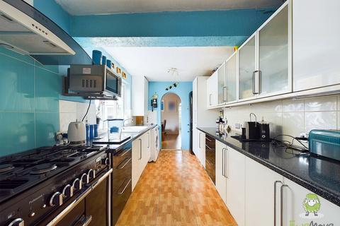 81 Barnsole Road, Gillingham, ME7 4DX