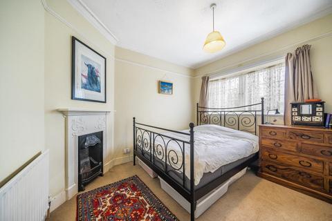 24 Bicester Road, Richmond, TW9 4QL