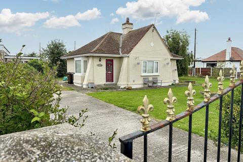 2 bedroom detached bungalow for sale, Towyn Road, Towyn, Abergele, LL22 9ER