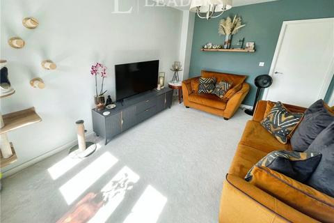 3 bedroom semi-detached house for sale, Viceroy Close, Worcester, Worcestershire