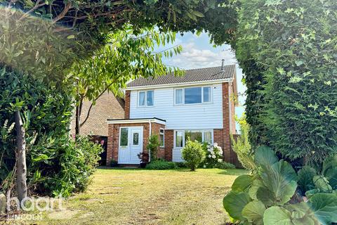 3 bedroom detached house for sale, James Court, Welton